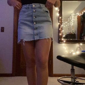 button jean skirt
